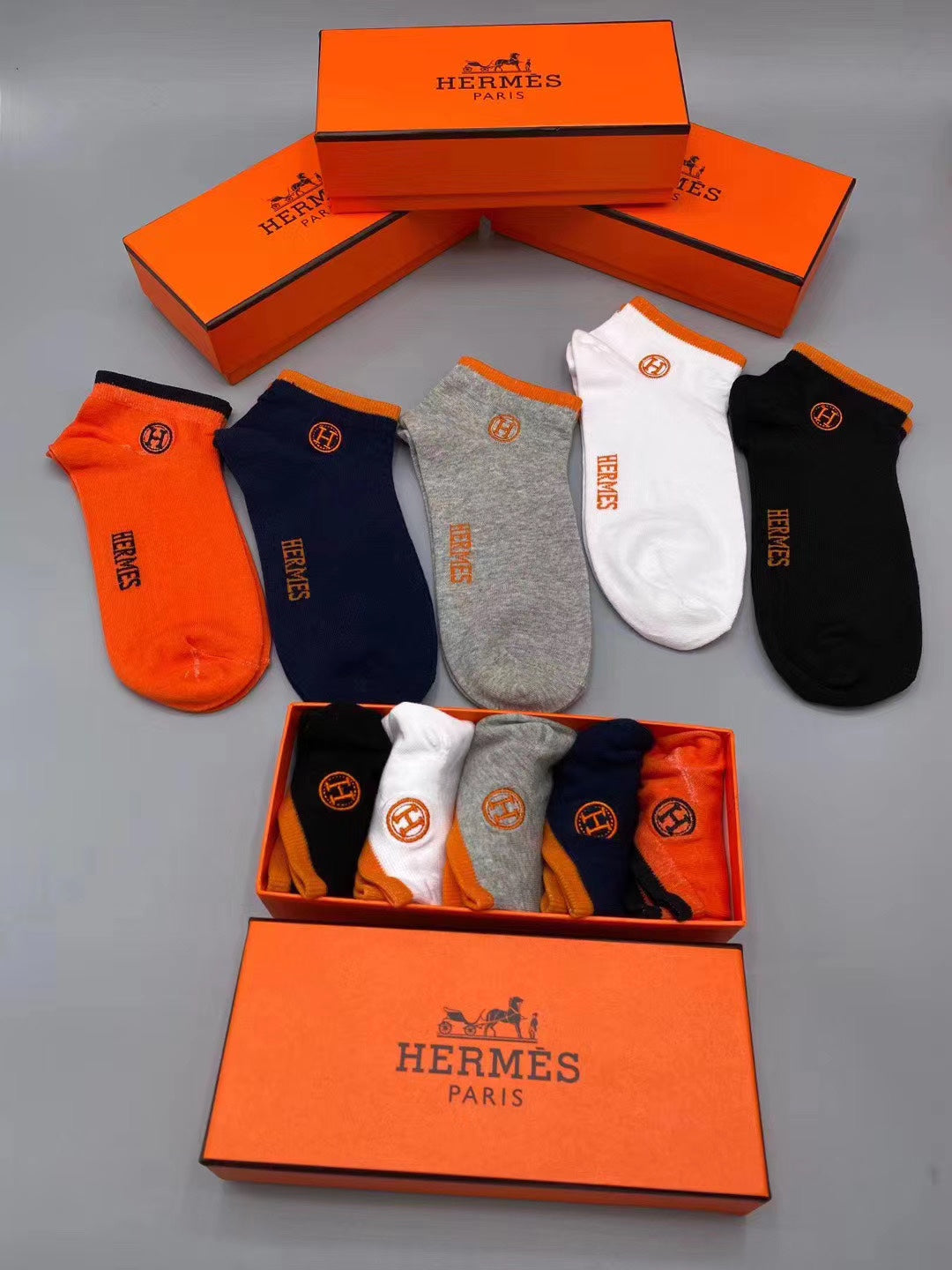 Hermès Orange Navy Grey White Side Mark No-Show Socks, image 9