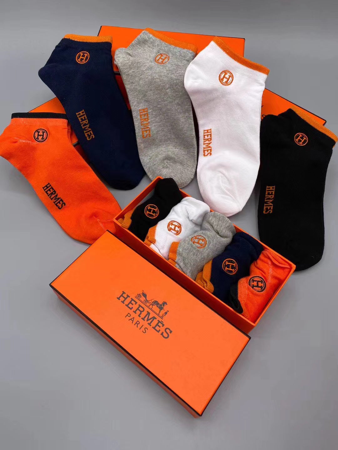 Hermès Orange Navy Grey White Side Mark No-Show Socks, image 4