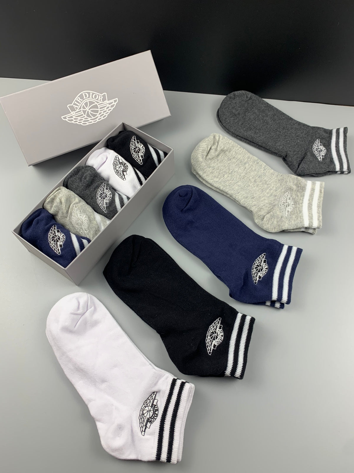 Dior Black Grey White Fine Striped Ankles Ankle Socks, image 8