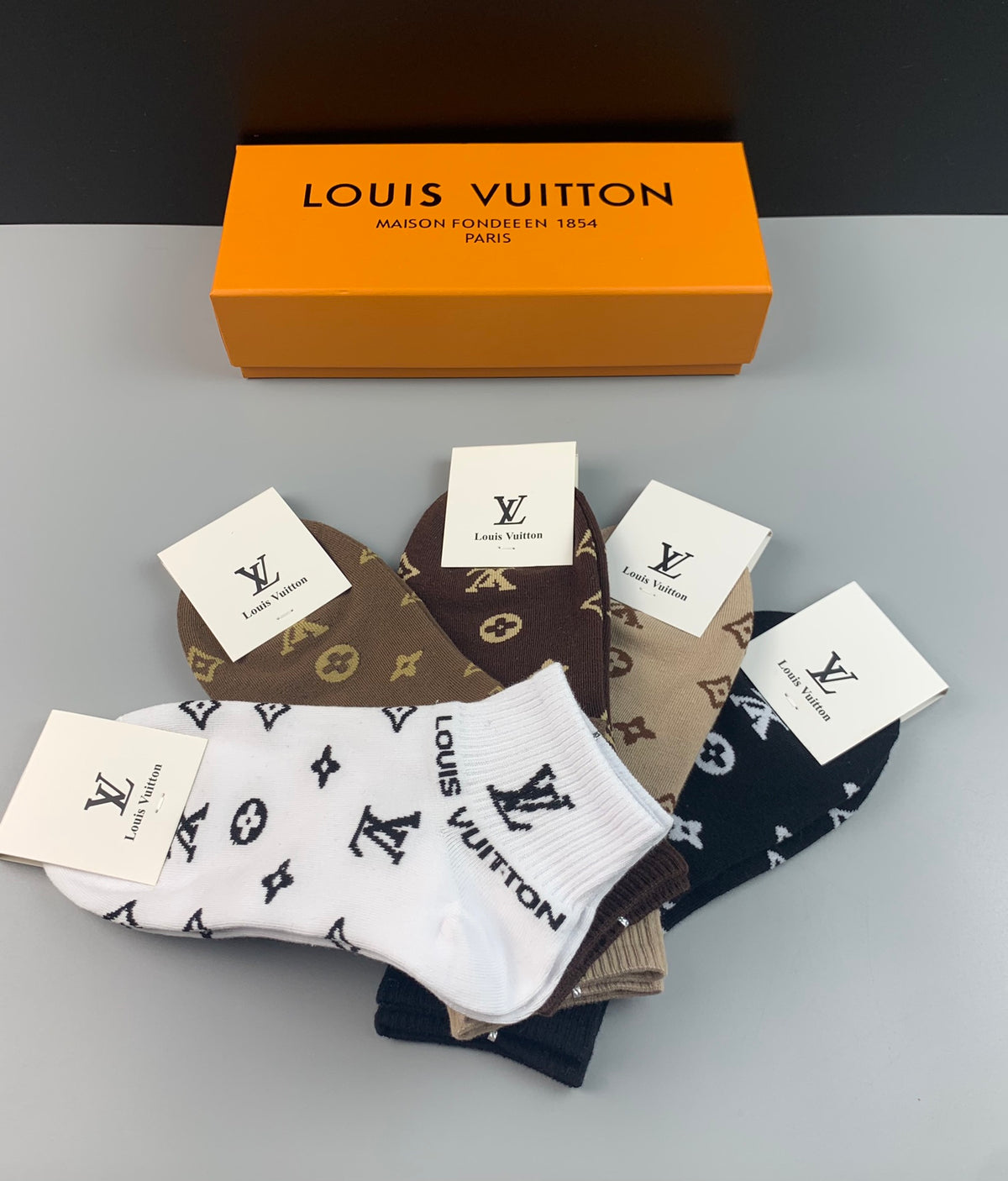 Louis Vuitton Earthy Cream Repeated Monogram Ankle Socks, image 6