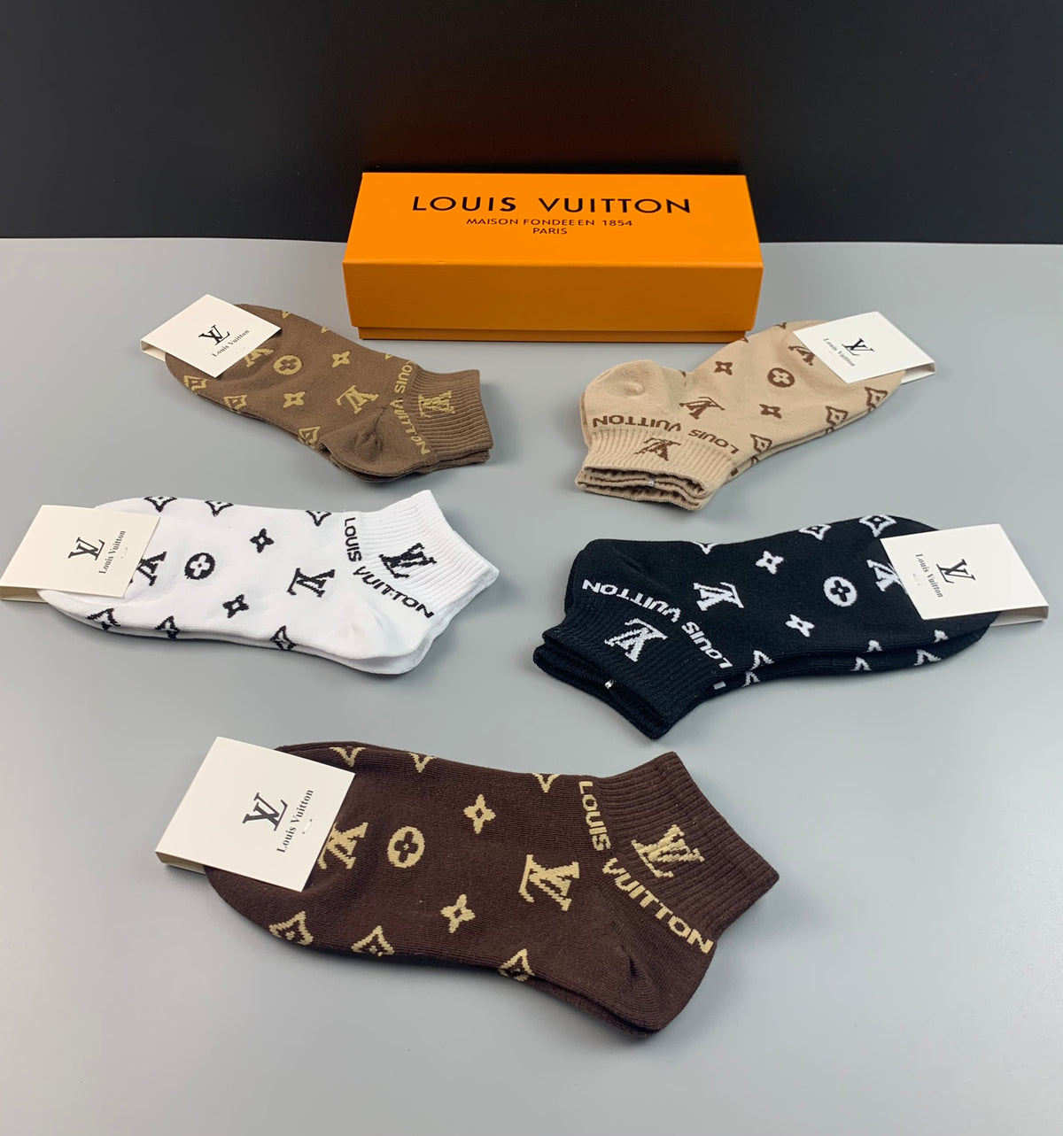 Louis Vuitton Earthy Cream Repeated Monogram Ankle Socks, image 3