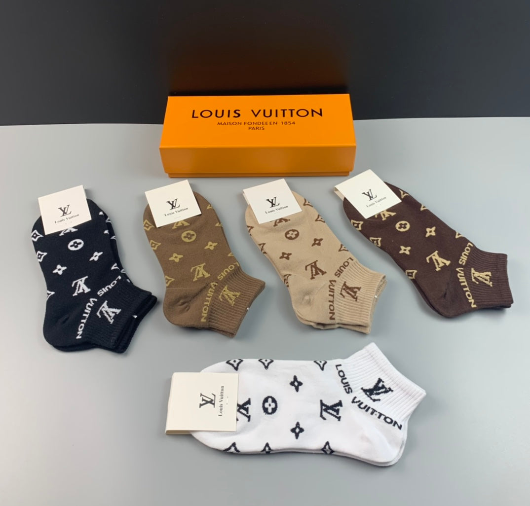 Louis Vuitton Earthy Cream Repeated Monogram Ankle Socks, image 5