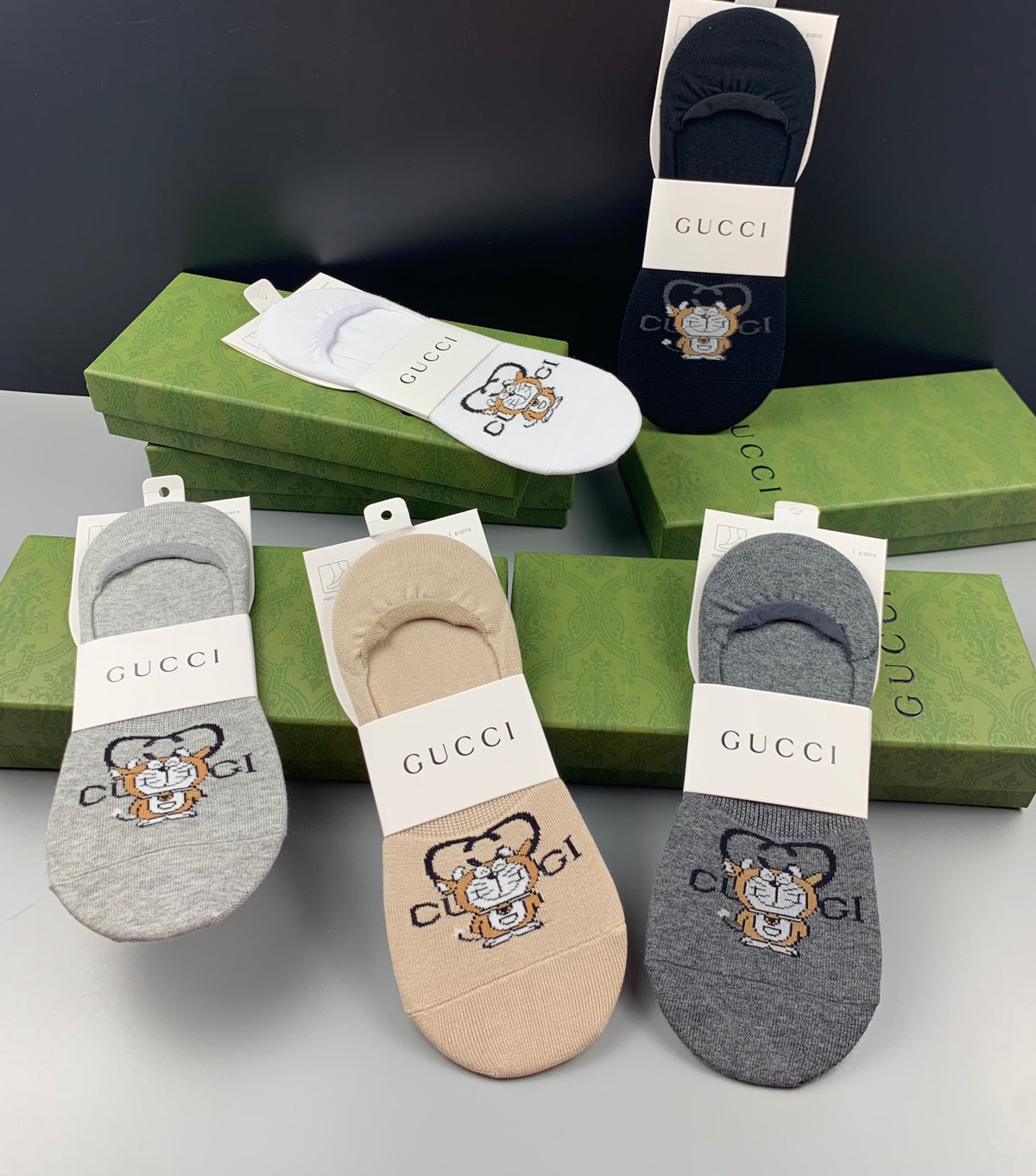 Gucci Grey Cream Packaged Monogram No-Show Socks, image 8