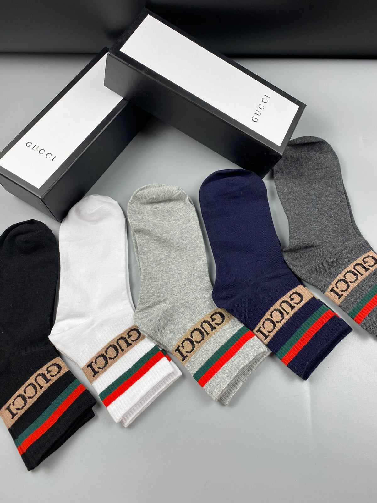 Gucci Grey White Black Gold Cuff Band Crew Socks, image 3