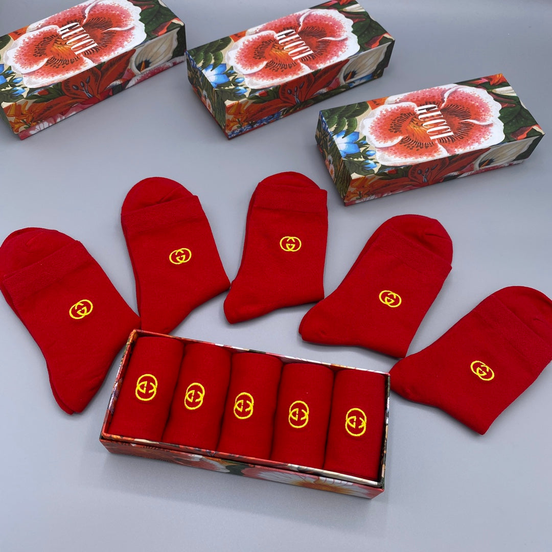 Gucci Red Gold Small Emblem Crew Crew Socks, image 5