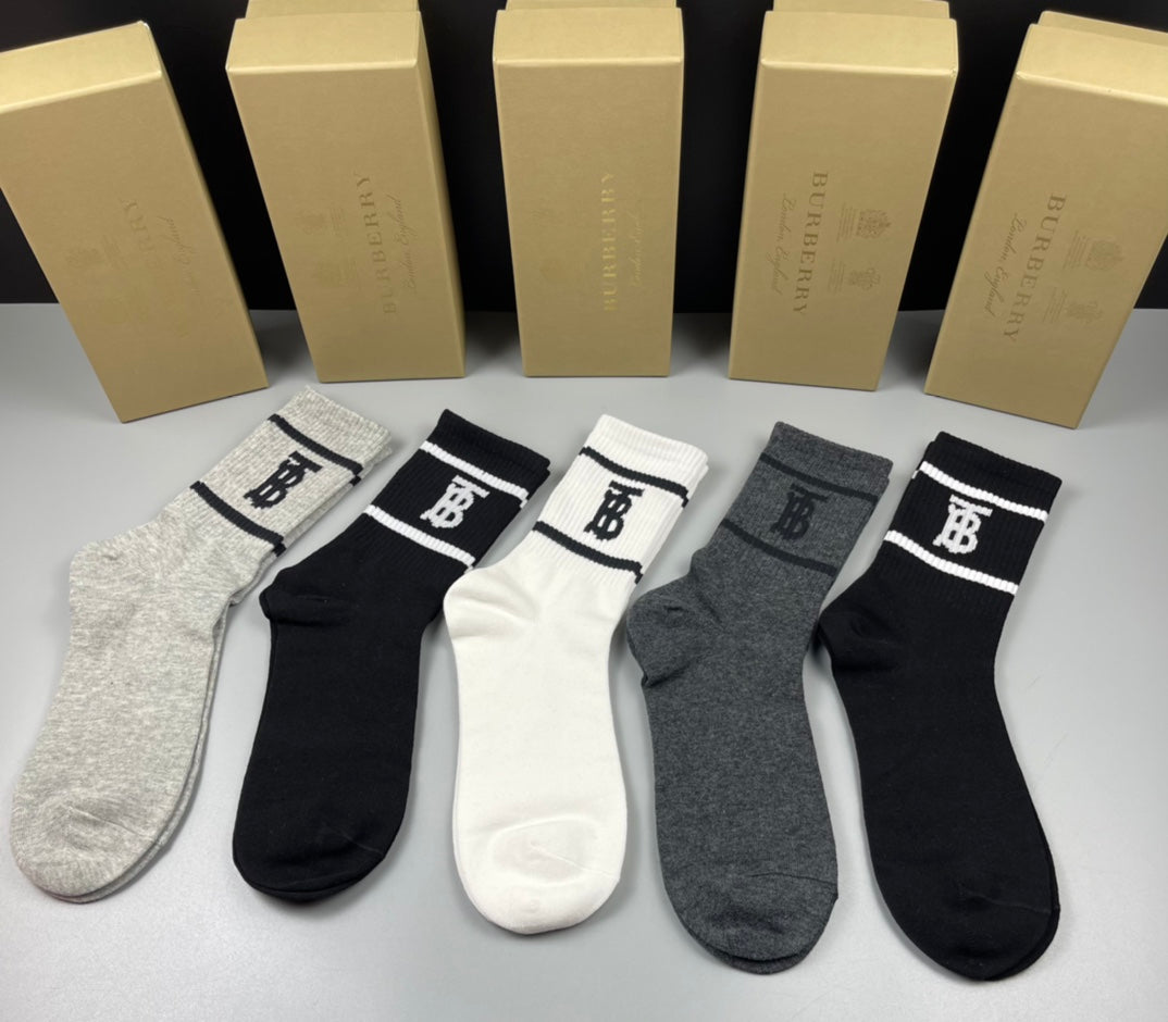 Burberry White Black Grey Broad Cuff B Crew Socks, image 3