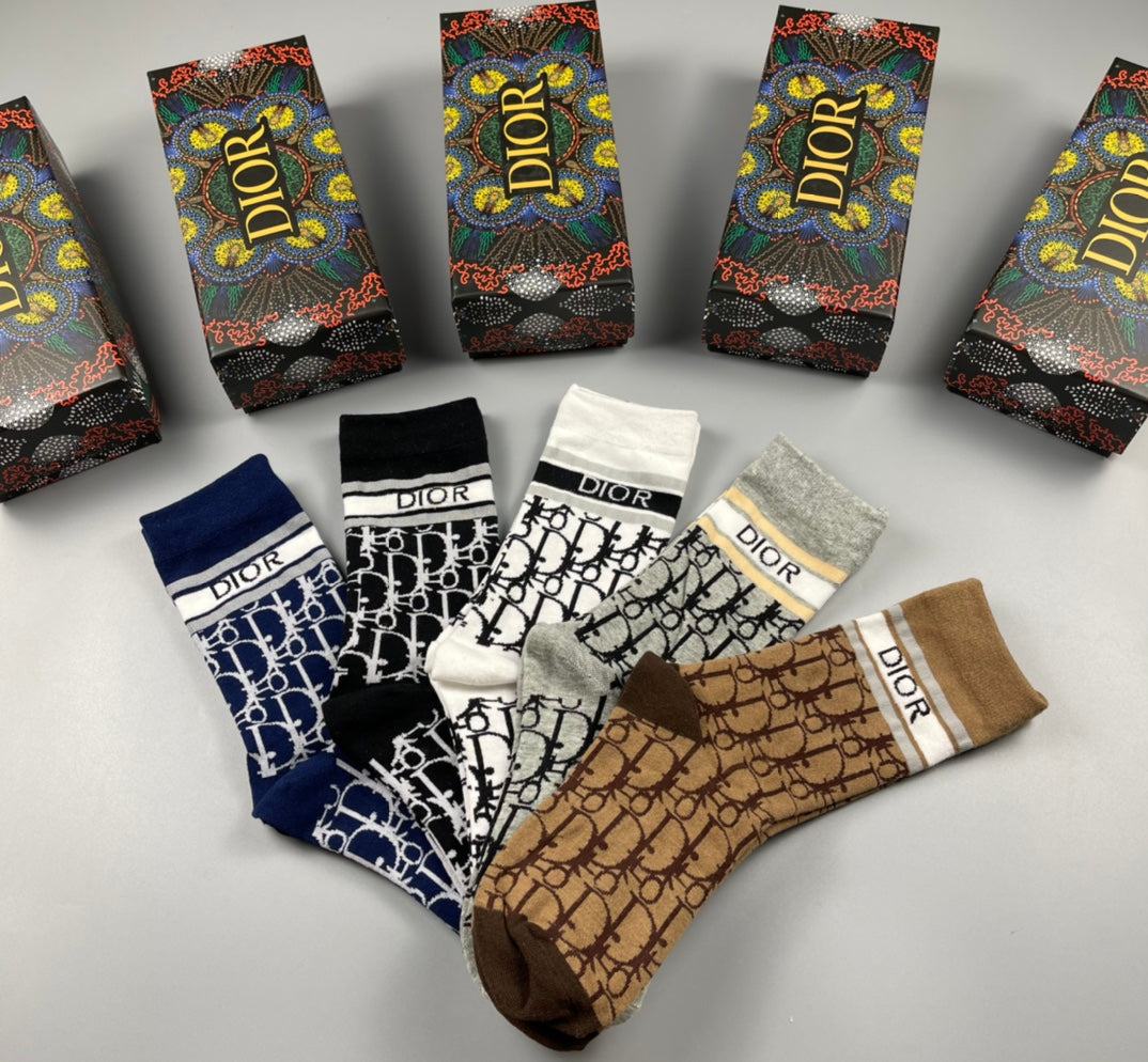 Dior Black White Brown Dense Vertical Letters Crew Socks, image 2