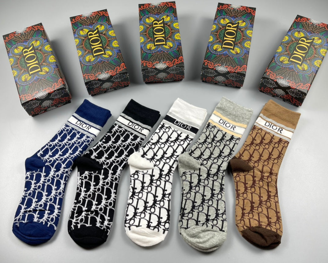 Dior Black White Brown Dense Vertical Letters Crew Socks, image 3