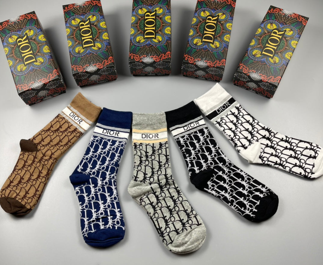 Dior Black White Brown Dense Vertical Letters Crew Socks, image 8
