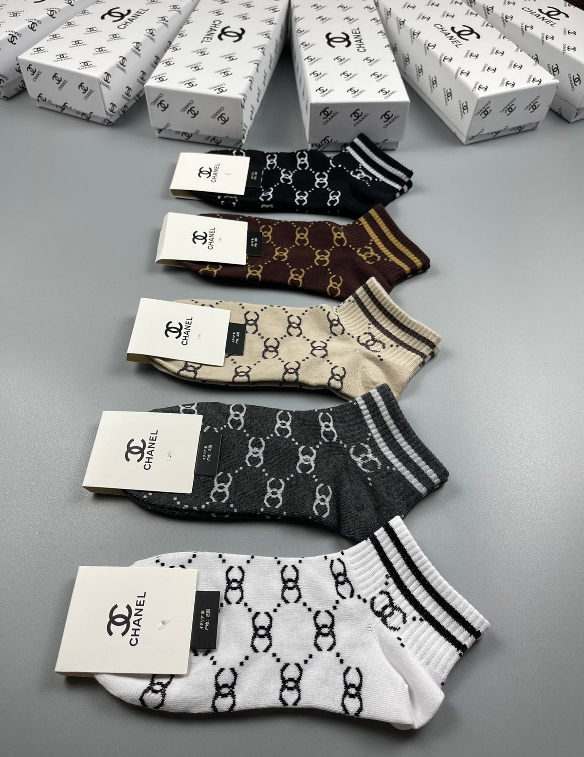 CHANEL Grid Pattern Short Socks, gallery image 7