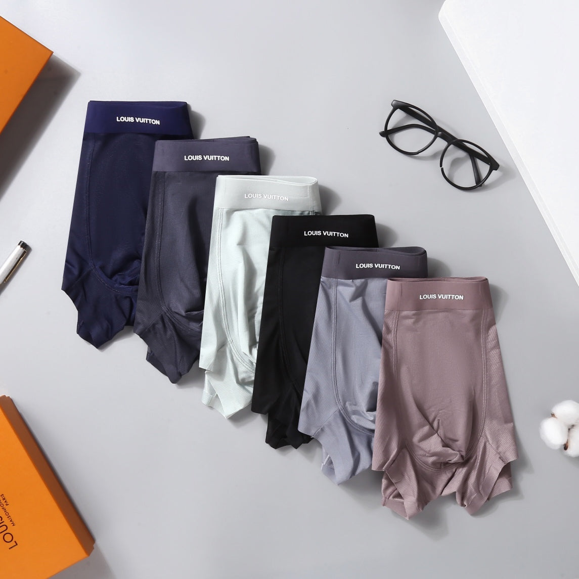 Louis Vuitton Muted Folded Plain Contrast Waist Boxer Briefs, image 1