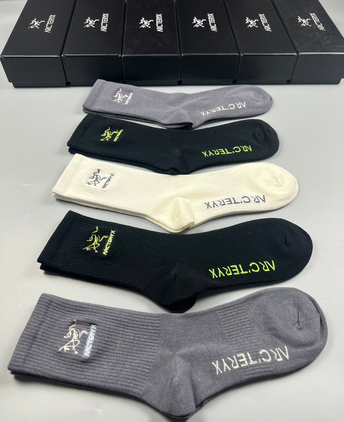 Arc'teryx Neutral Small Coloured Bird Crew Socks, image 16