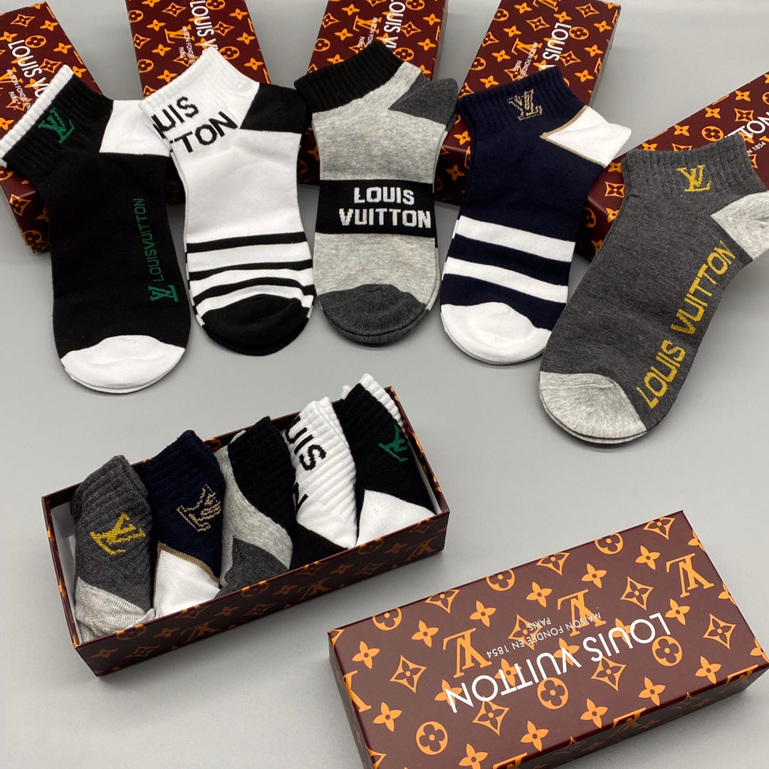 Louis Vuitton Black White Large Letter Graphic Ankle Socks, image 5