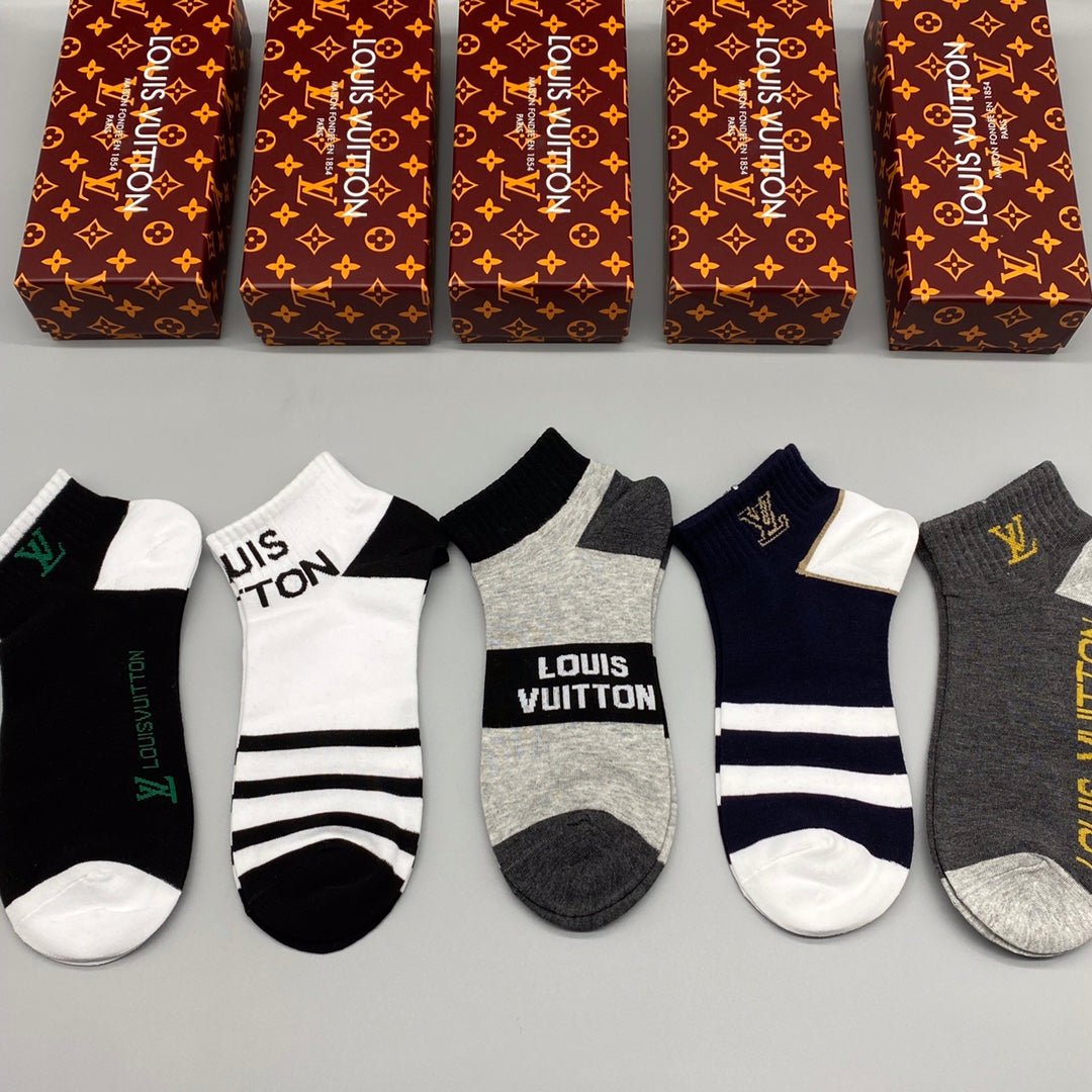 Louis Vuitton Black White Large Letter Graphic Ankle Socks, image 6