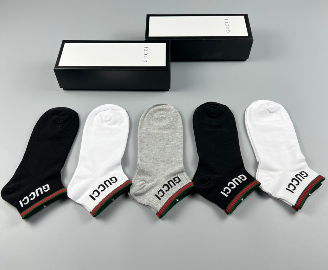 Gucci Black White Wordmark Edges No-Show Socks, image 1