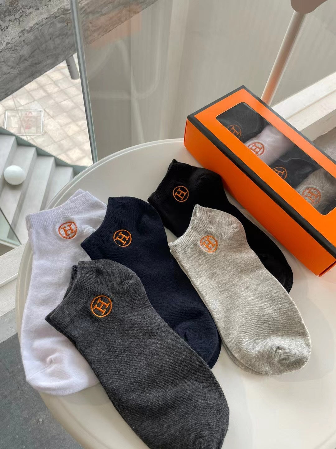 Hermès Orange Tall Window Box Display Crew Socks, image 7