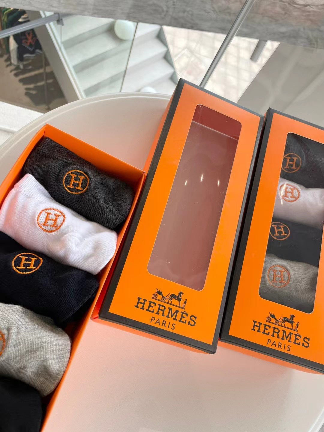 Hermès Orange Tall Window Box Display Crew Socks, image 4