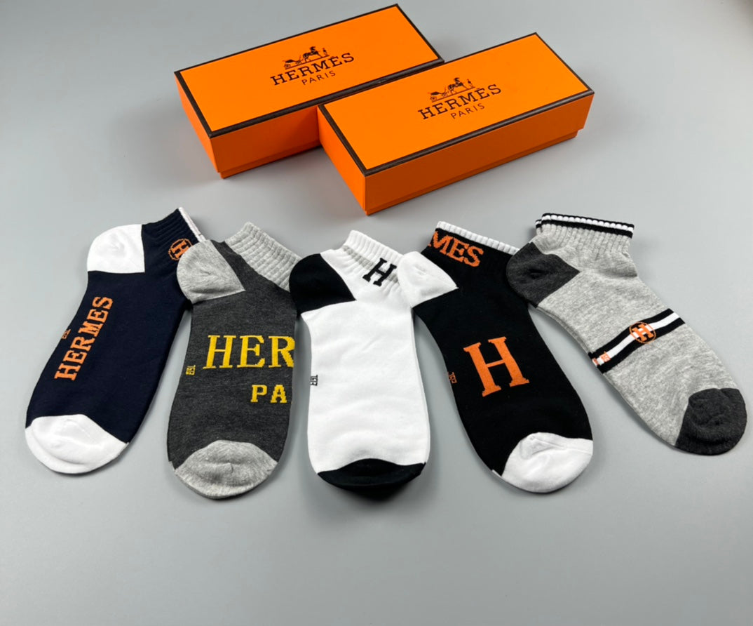 Hermès Black White Grey Large H Letters Ankle Socks, image 2