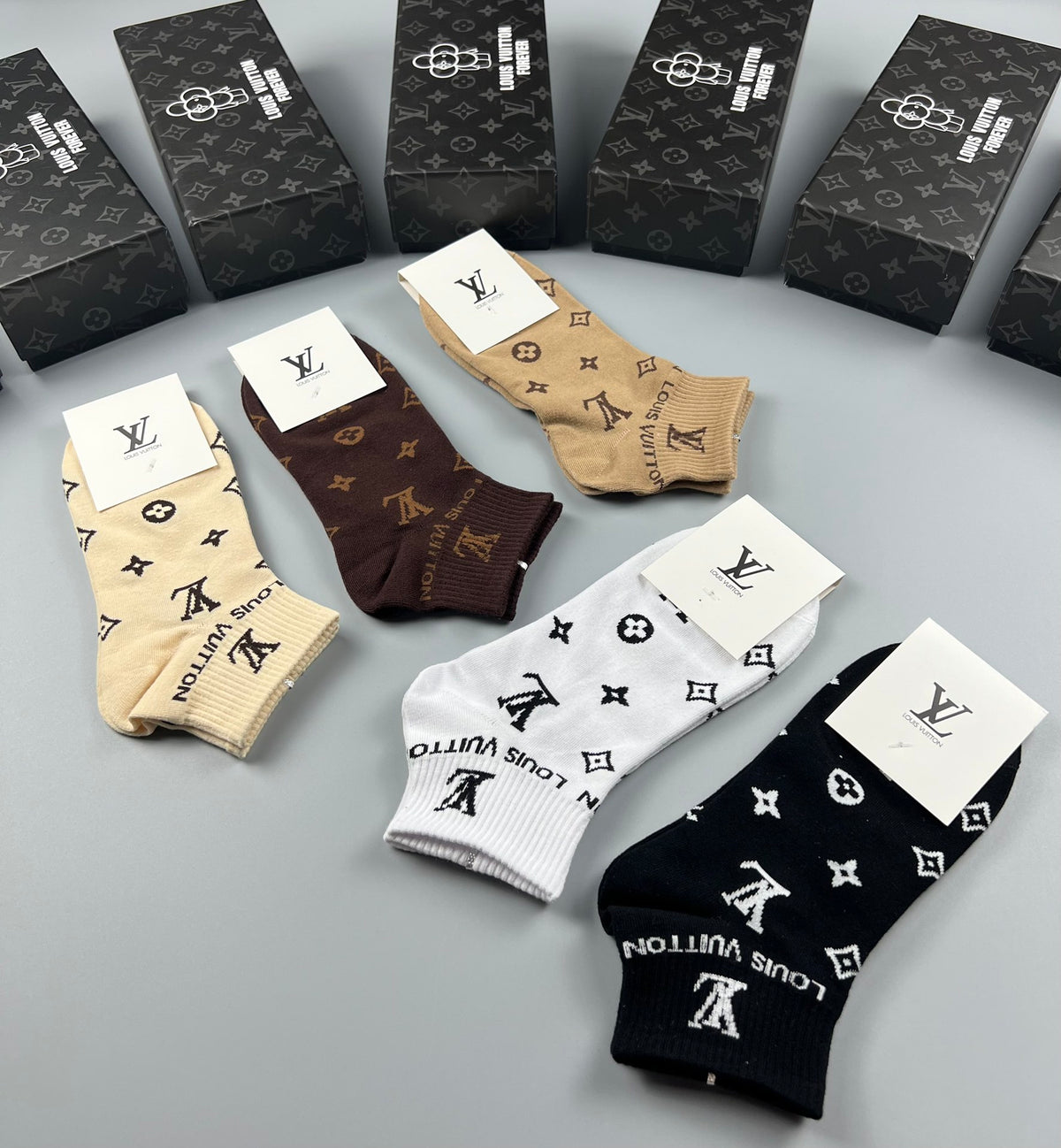 Louis Vuitton Black White Earthy Repeat Flowers Ankle Socks, image 5