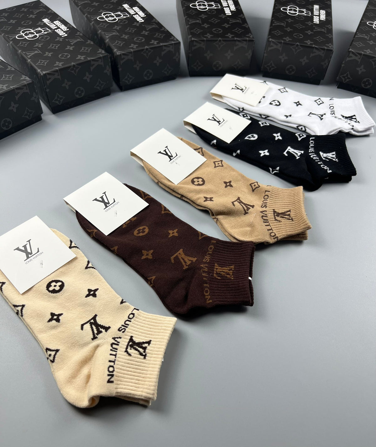 Louis Vuitton Black White Earthy Repeat Flowers Ankle Socks, image 7
