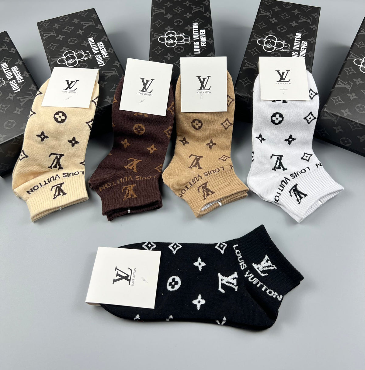 Louis Vuitton Black White Earthy Repeat Flowers Ankle Socks, image 6