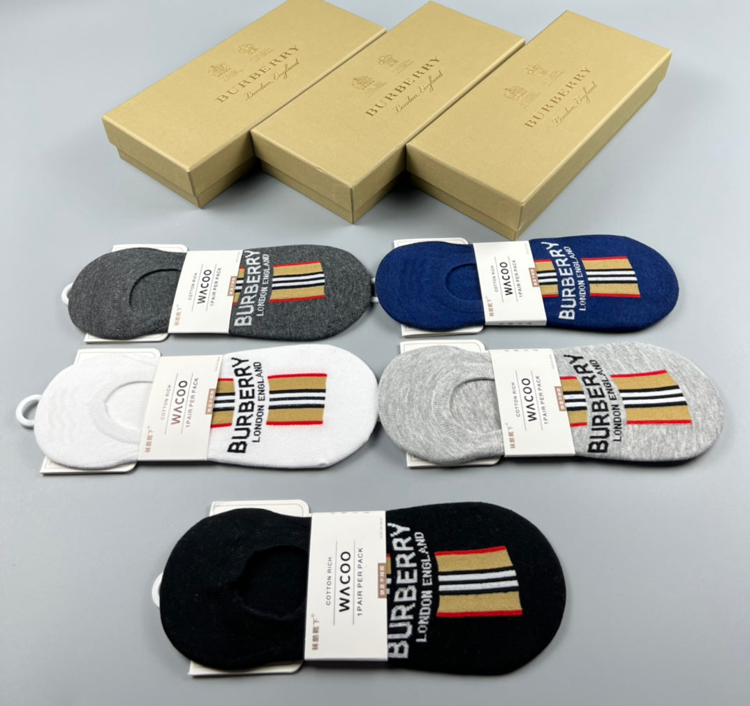 Burberry Neutral Multicolour Vertical Foot Stripes No-Show Socks, image 4