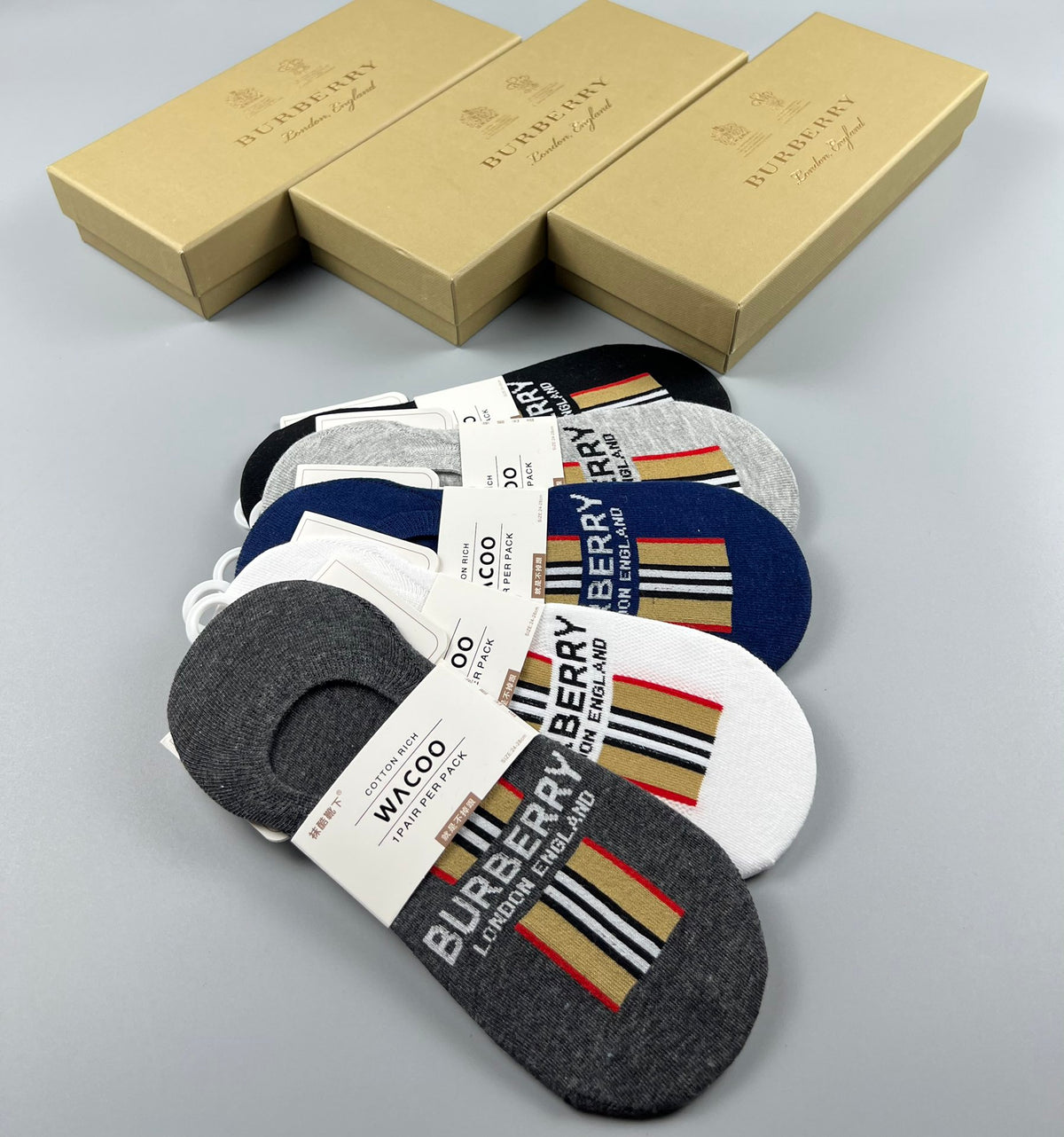 Burberry Neutral Multicolour Vertical Foot Stripes No-Show Socks, image 8