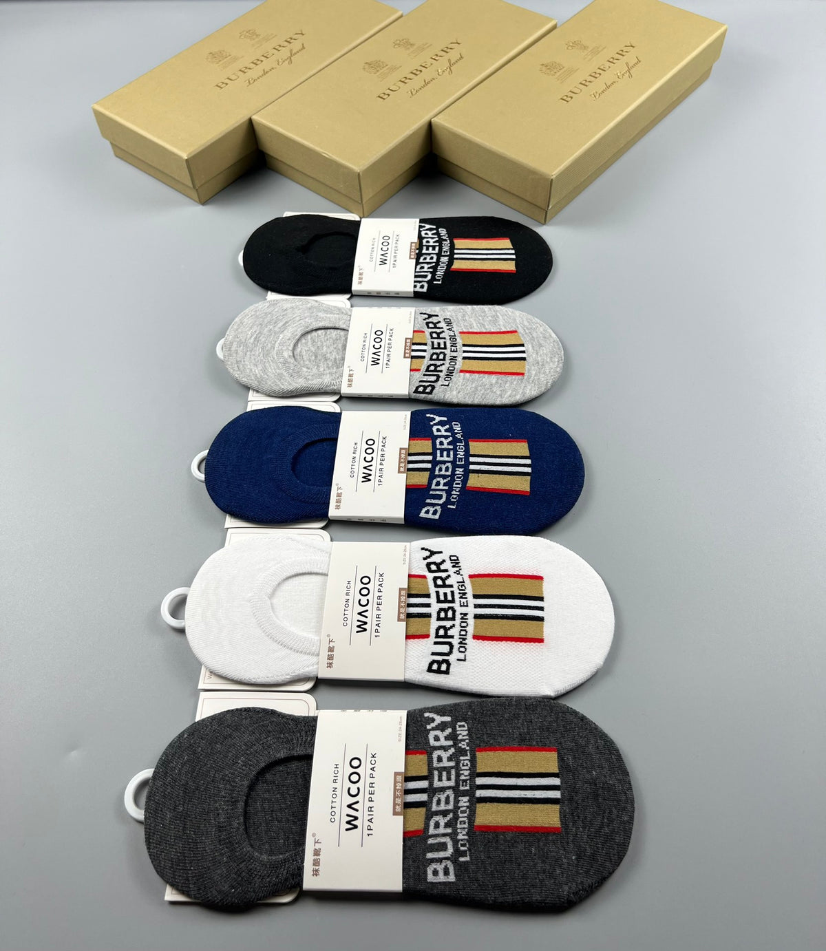Burberry Neutral Multicolour Vertical Foot Stripes No-Show Socks, image 9