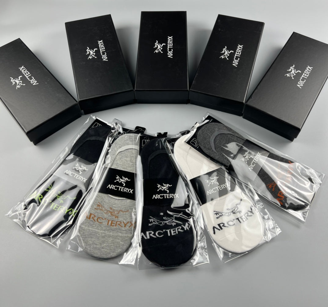 Arc'teryx Neutral Packaged Small Foot Text No-Show Socks, image 2