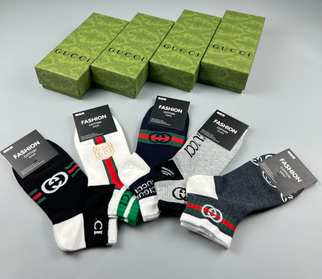 Gucci Black White Grey Bold Letter Mix Crew Socks, image 3