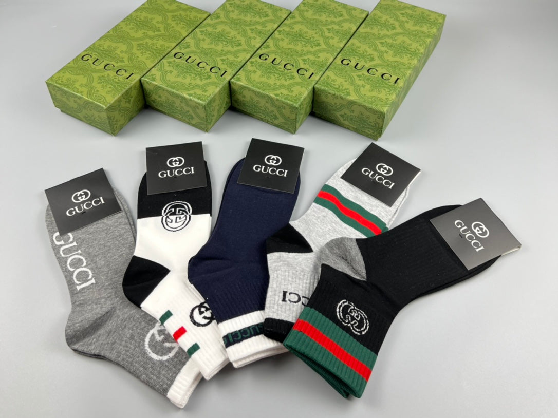 Gucci White Black Bold Emblem Ankle Socks, image 3