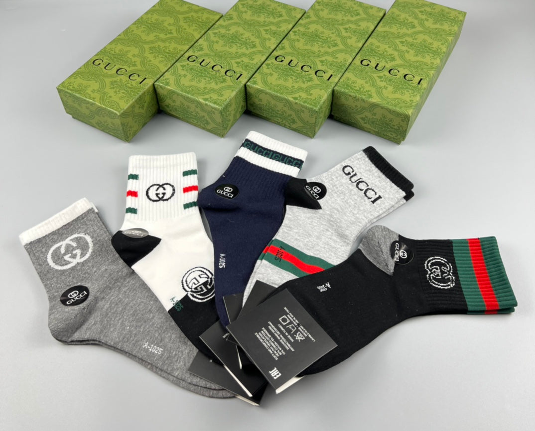 Gucci White Black Bold Emblem Ankle Socks, image 5