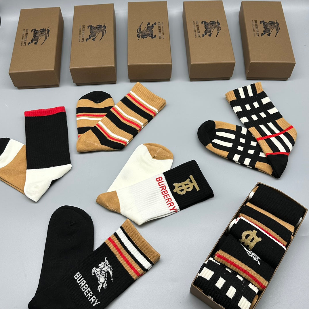 Burberry Black White Multicolour Check Stripes Crew Socks, image 4