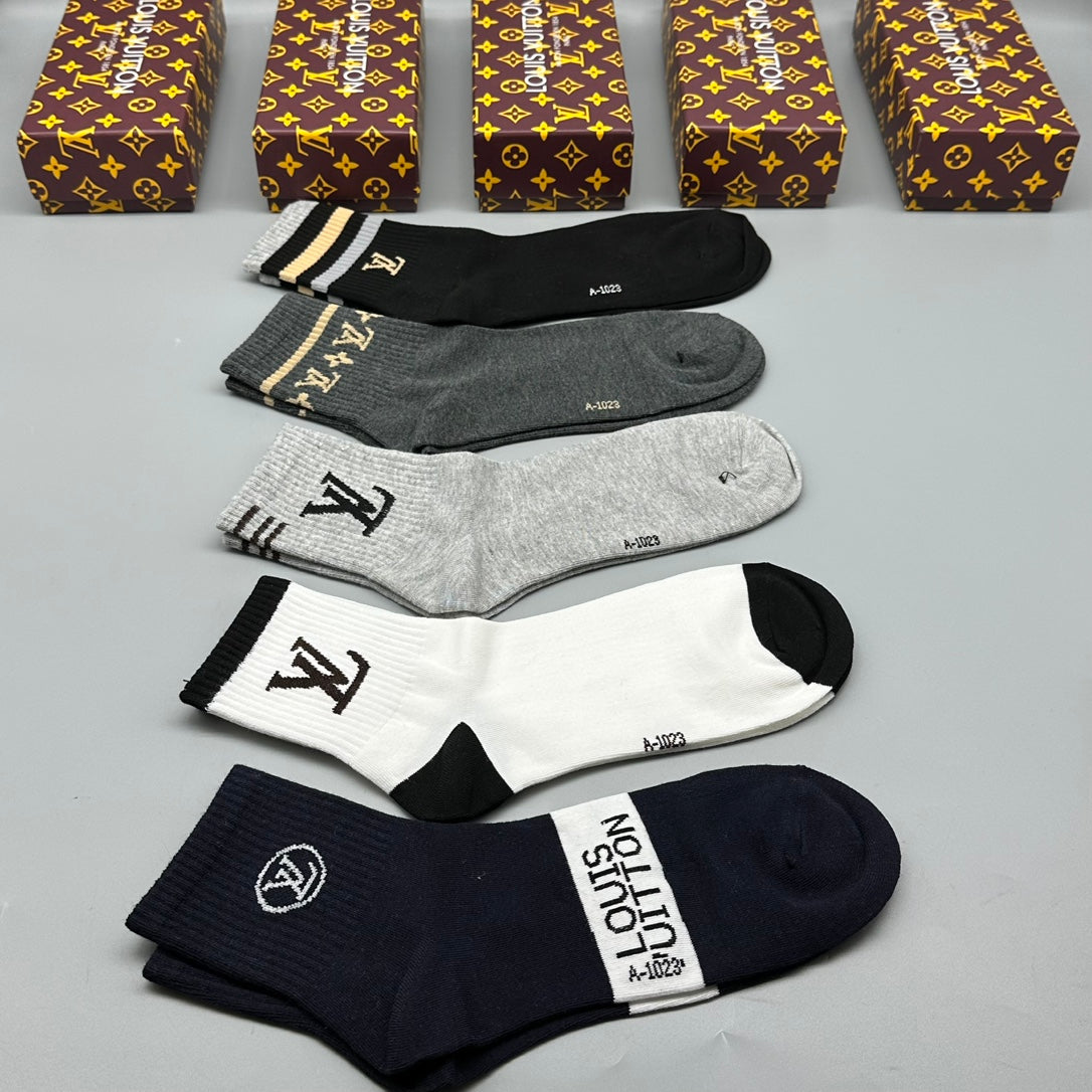 Louis Vuitton Black White Small Monogram Motifs Crew Socks, image 6