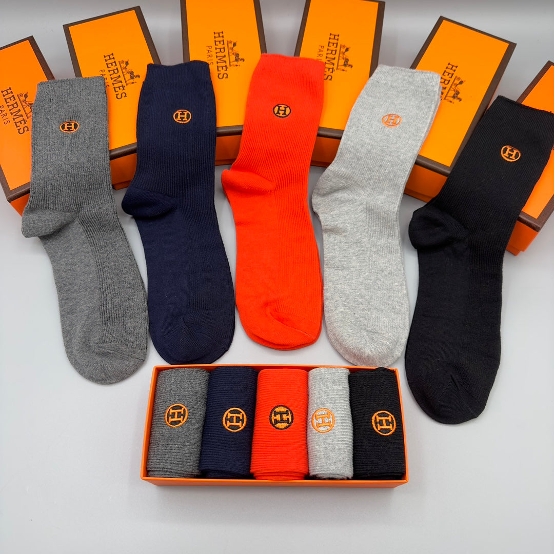 Hermès Orange Grey Black Small Side Text Ankle Socks, image 7