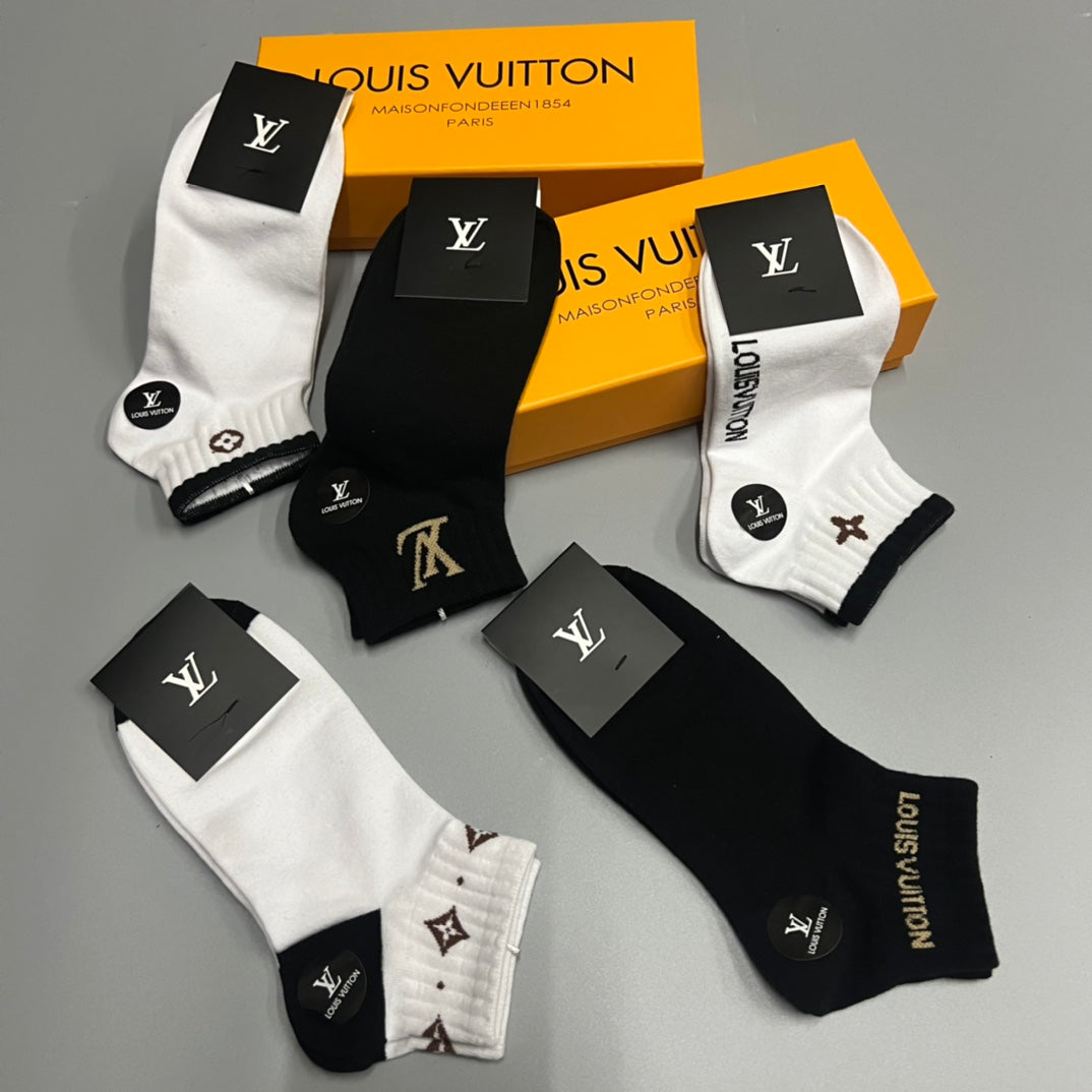 Louis Vuitton Black White Grey Side Flower Motifs Ankle Socks, image 5