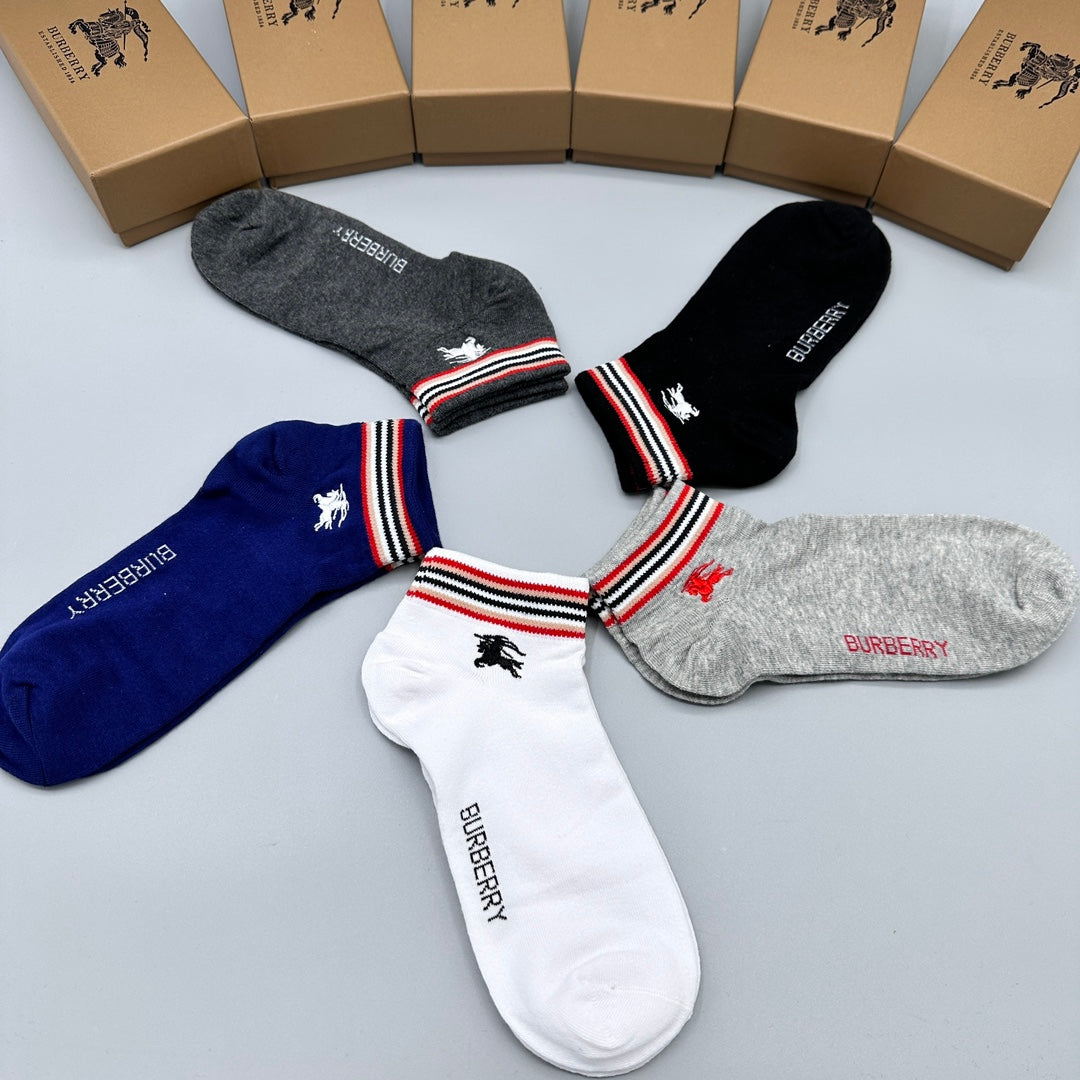 Burberry Black White Blue Burgundy Foot Text No-Show Socks, image 5