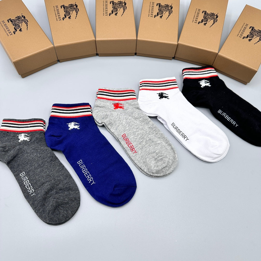 Burberry Black White Blue Burgundy Foot Text No-Show Socks, image 6