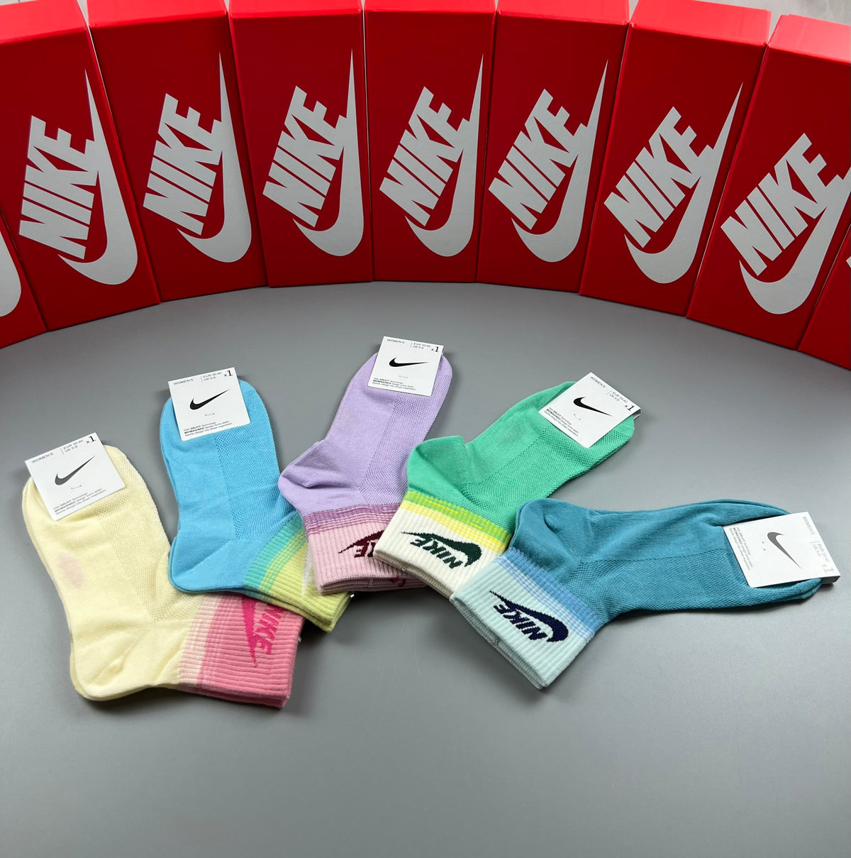 Nike Pastel Colour-Block Ankle Socks, gallery image 3