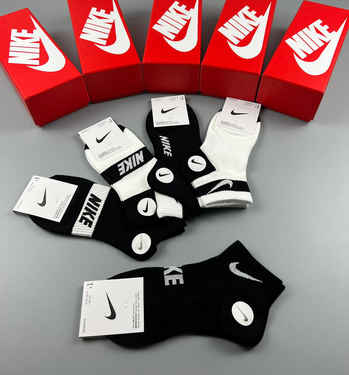 Nike Bold Emblem Monochrome Short Socks, gallery image 7