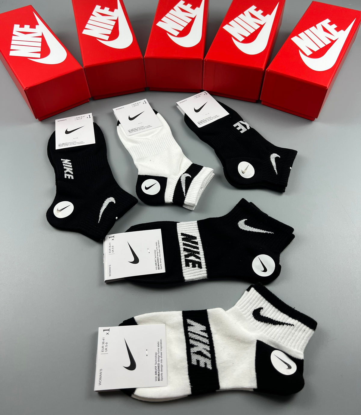 Nike Bold Emblem Monochrome Short Socks, gallery image 3