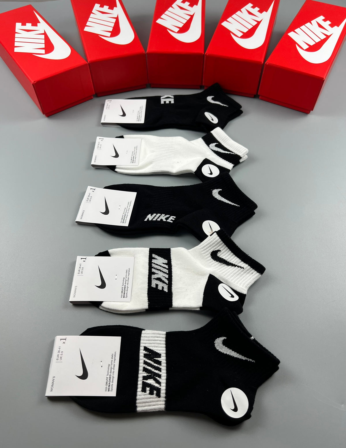 Nike Bold Emblem Monochrome Short Socks, gallery image 9