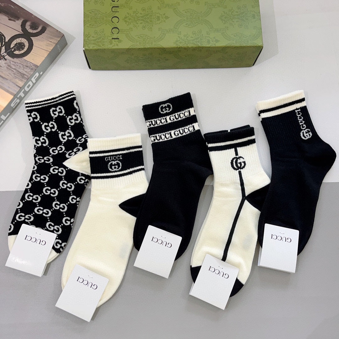 Gucci Black Cream Monogram Blocks Crew Socks, image 5