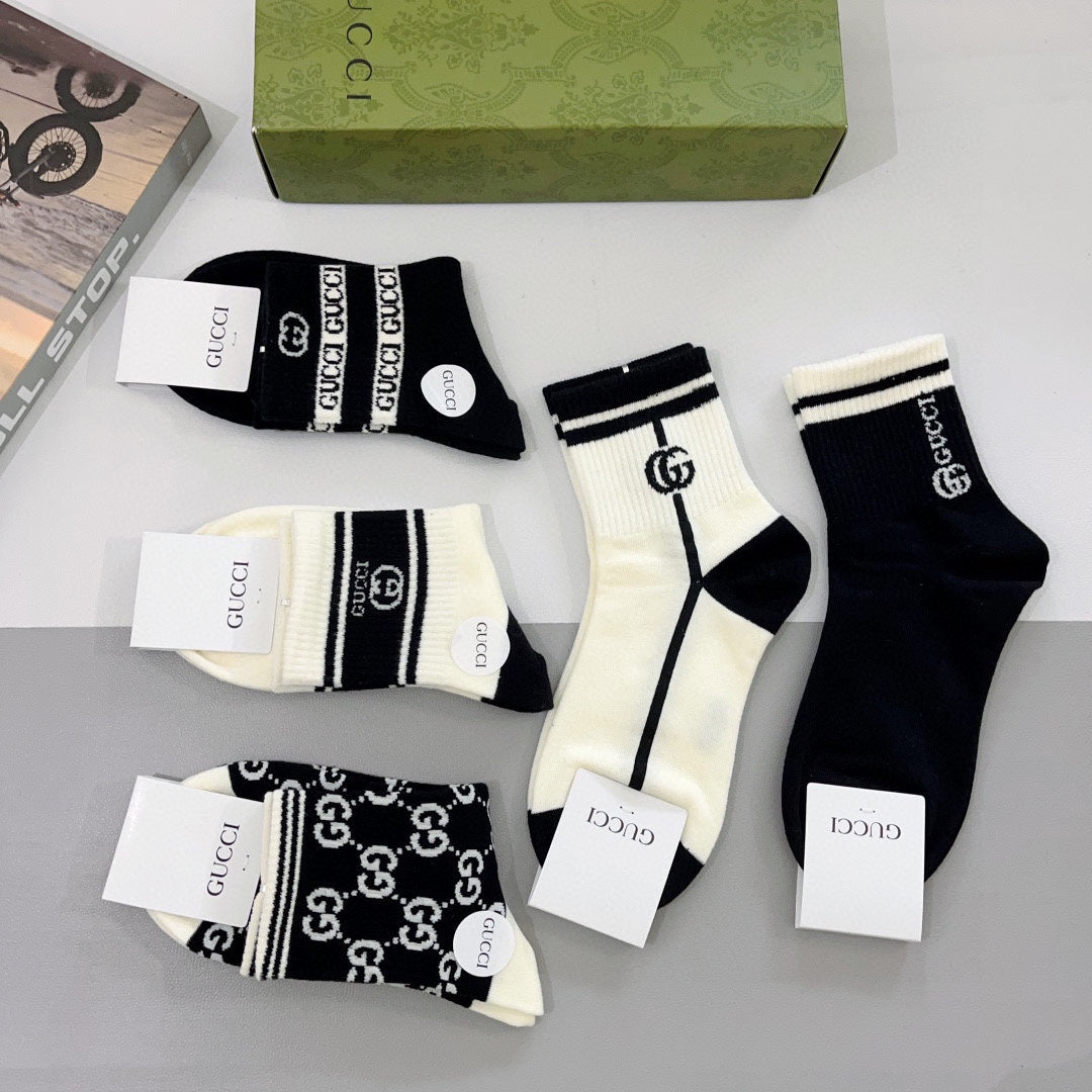 Gucci Black Cream Monogram Blocks Crew Socks, image 8