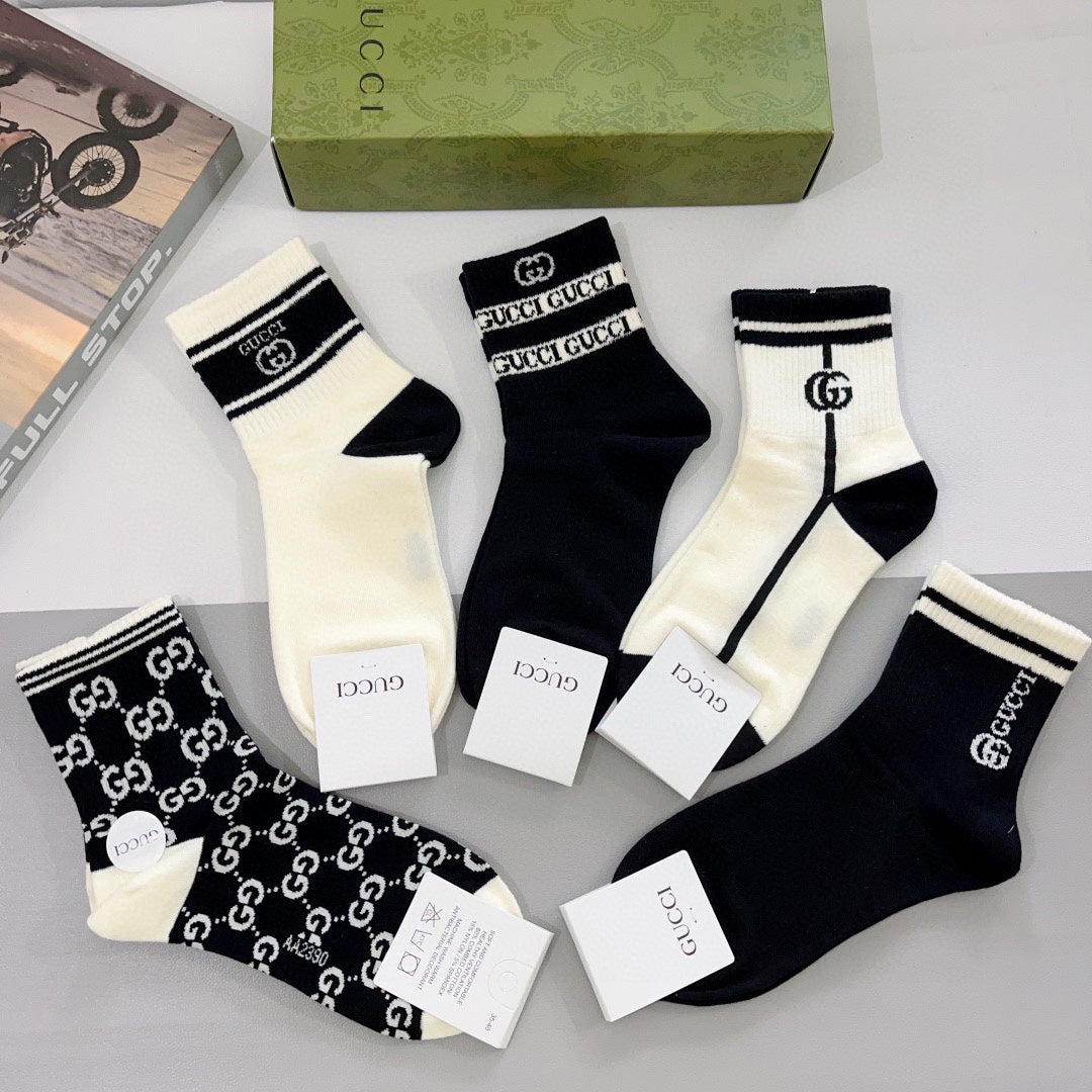 Gucci Black Cream Monogram Blocks Crew Socks, image 7