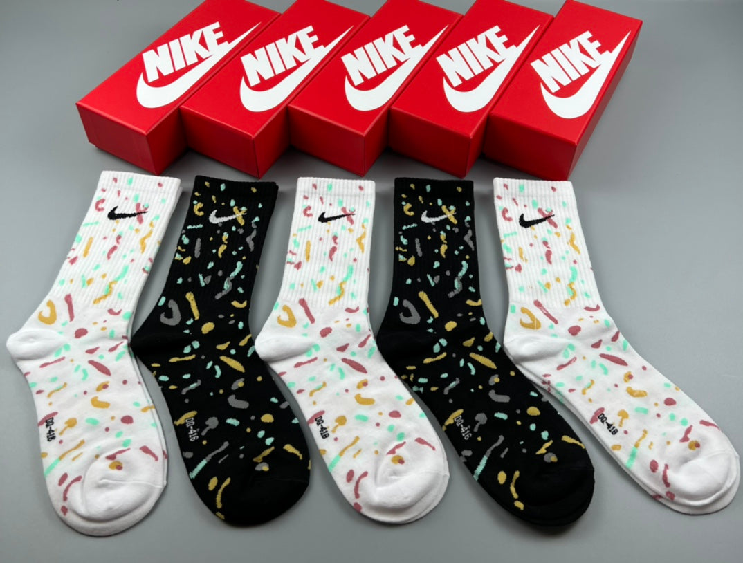 Nike Speckled Graphic Crew Socks, gallery image 3