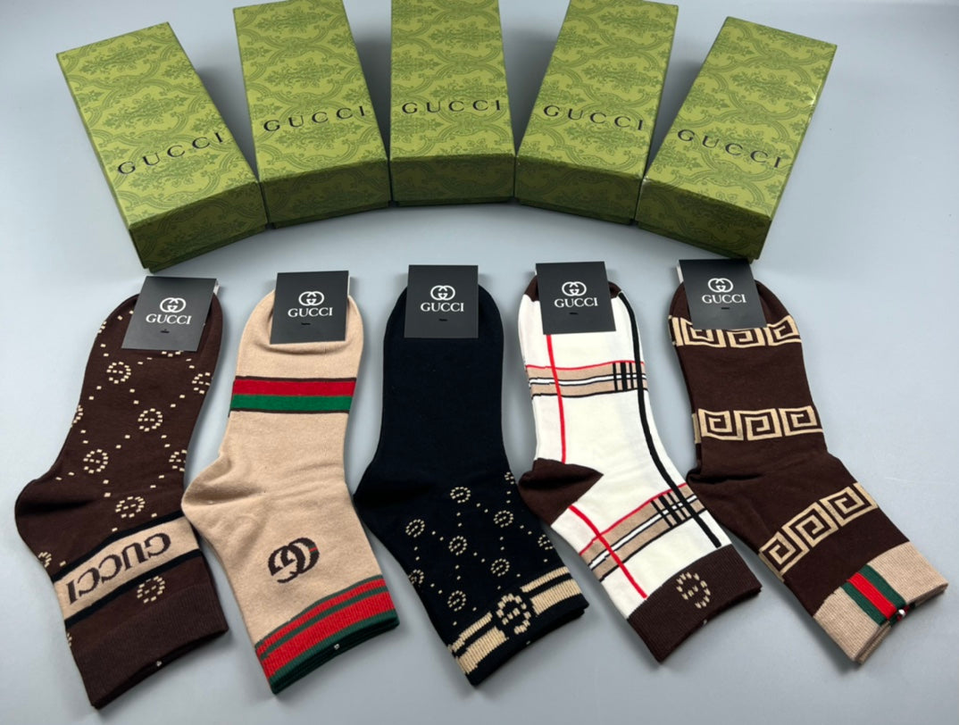 Gucci Brown Black Cream Checker Detail Crew Socks, image 1