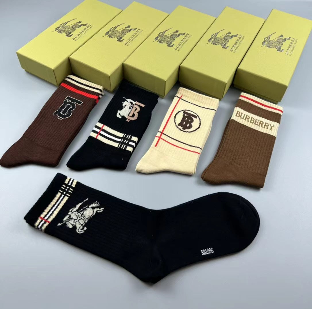 Burberry Earthy Black Cream Large B Cuffs Crew Socks, image 7