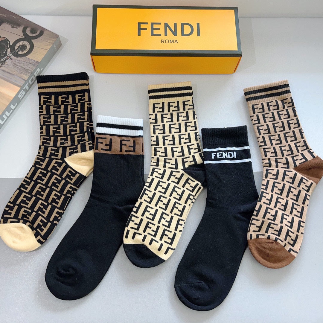 Fendi Black Cream Dense Vertical Letters Crew Socks, image 6