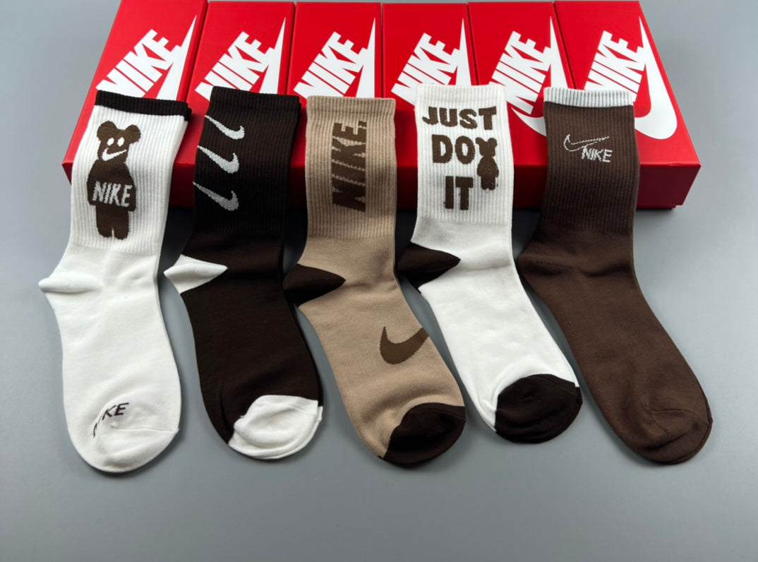 Nike Mixed Wordmark Folded Socks, gallery image 5